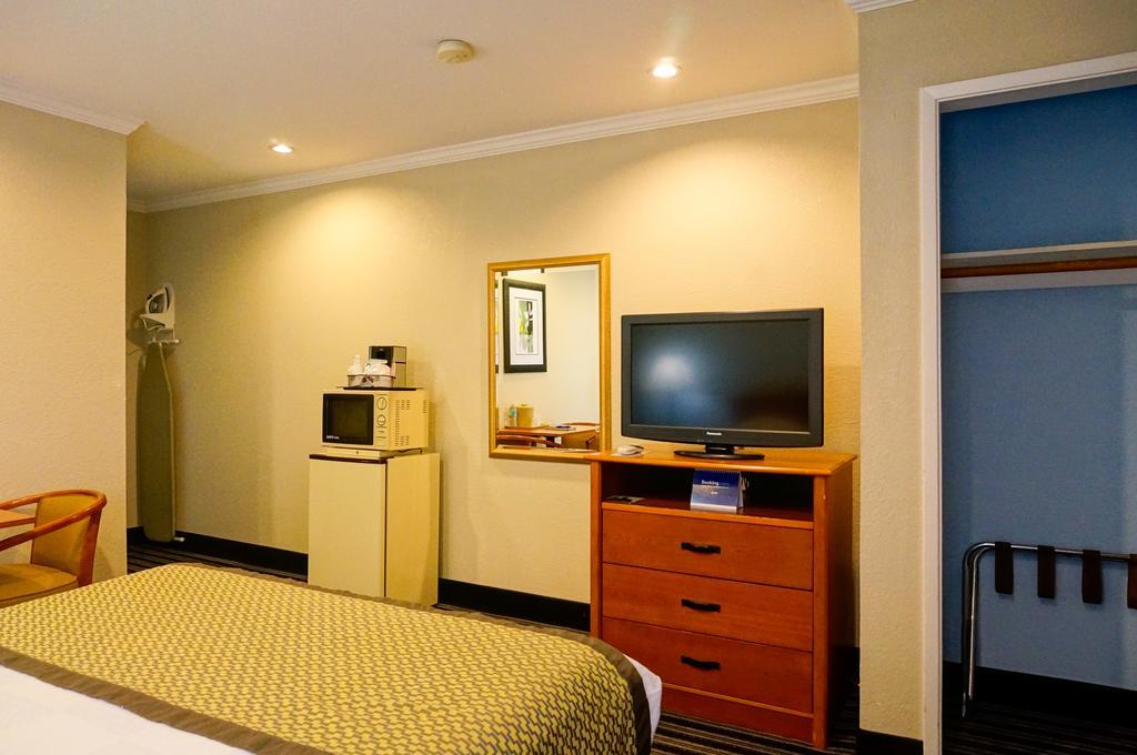 Hotel Parmani Palo Alto Luaran gambar